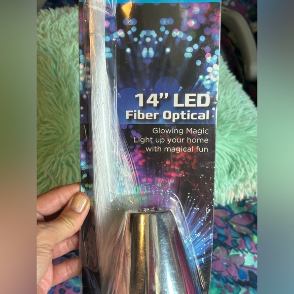Fiber Optic Glowing Light - Picture 3 of 5